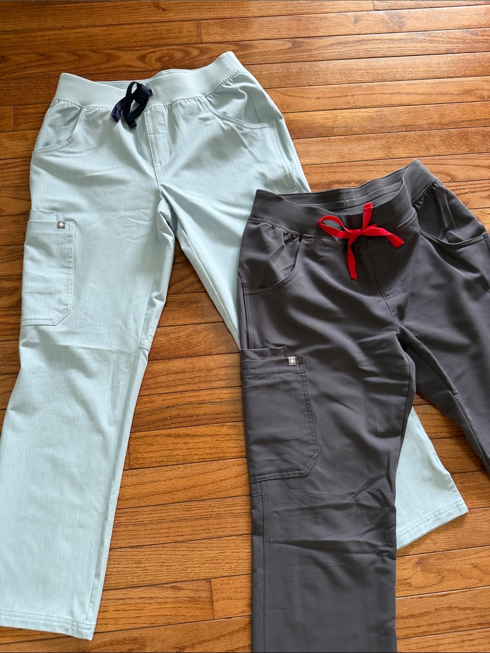EUC Figs Scrub Pants with colorful Drawstring